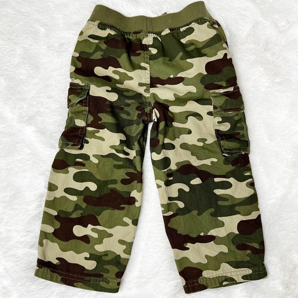 Disney & Garanimals Mickey Mouse Pluto T-Shirt Camo Cargo Pants Set Boy’s 24 Mth - Picture 4 of 8
